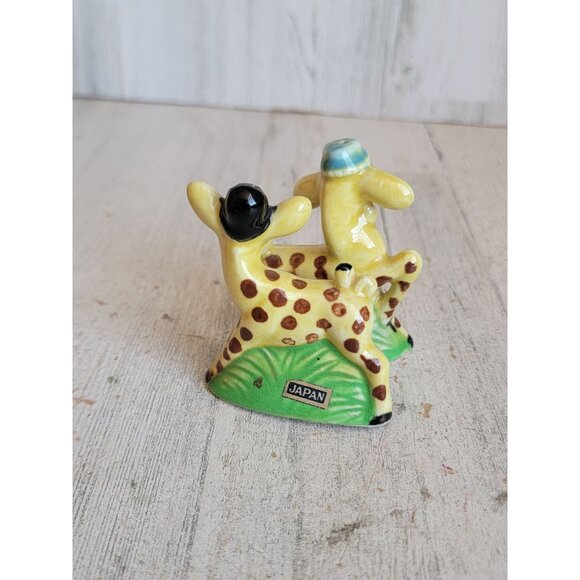 Japan ceramic giraffe salt pepper shaker miniature set decor vintage - Picture 5 of 7